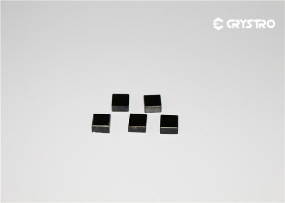Ampla faixa de comprimento de onda de emissão de 1350 nm a 1600 nm em Cr4 YAG Laser Crystal Rod para várias aplicações