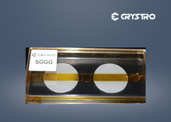 7.09 G/Cm3 EPI Polido 10x10x0,5 mm GSGG Single Crystal