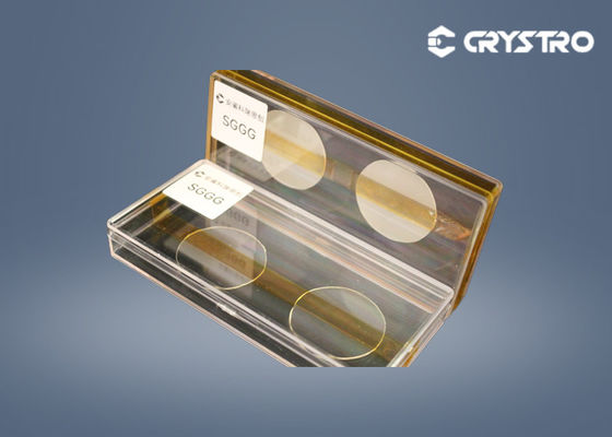 Isolador de fibras YIG Film GSGG Wafer Substratos de cristal único